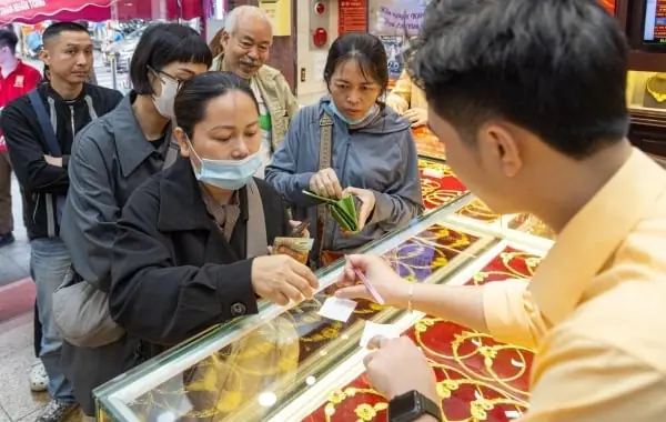 Có hiện tượng đầu cơ 'thổi giá' vàng