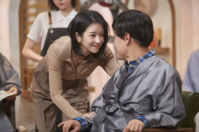 Seo Ye Ji "bẹo hình bẹo dạng" trong show mới, visual tuổi 35 thế nào mà netizen ồ ạt đòi trở lại?
