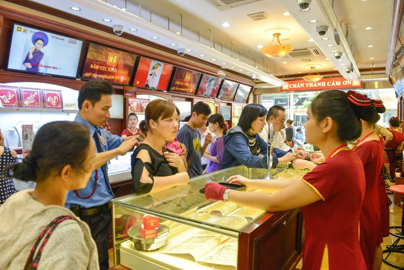Giá vàng 7/5: Giảm nhẹ
