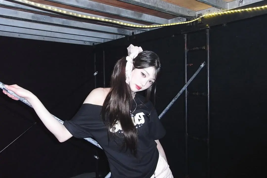 Tuổi 20 của “công chúa Kpop”: Trẻ đẹp giàu, từ bé đã làm center, sự nghiệp lên như diều gặp gió