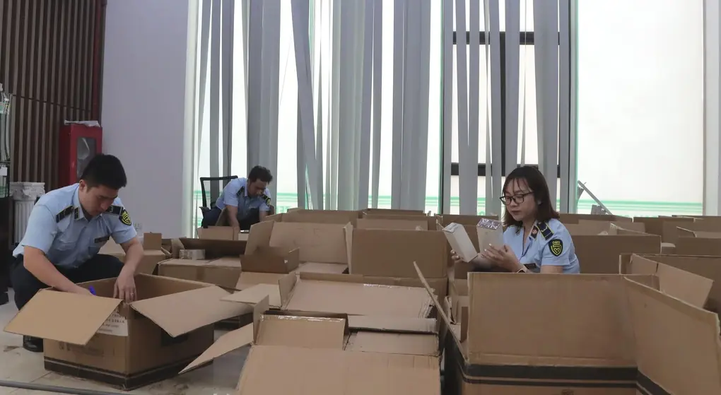 "Chiến thần" livestream cũng bán hàng giả